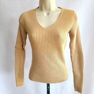 Gap knitted sweater tan color size M